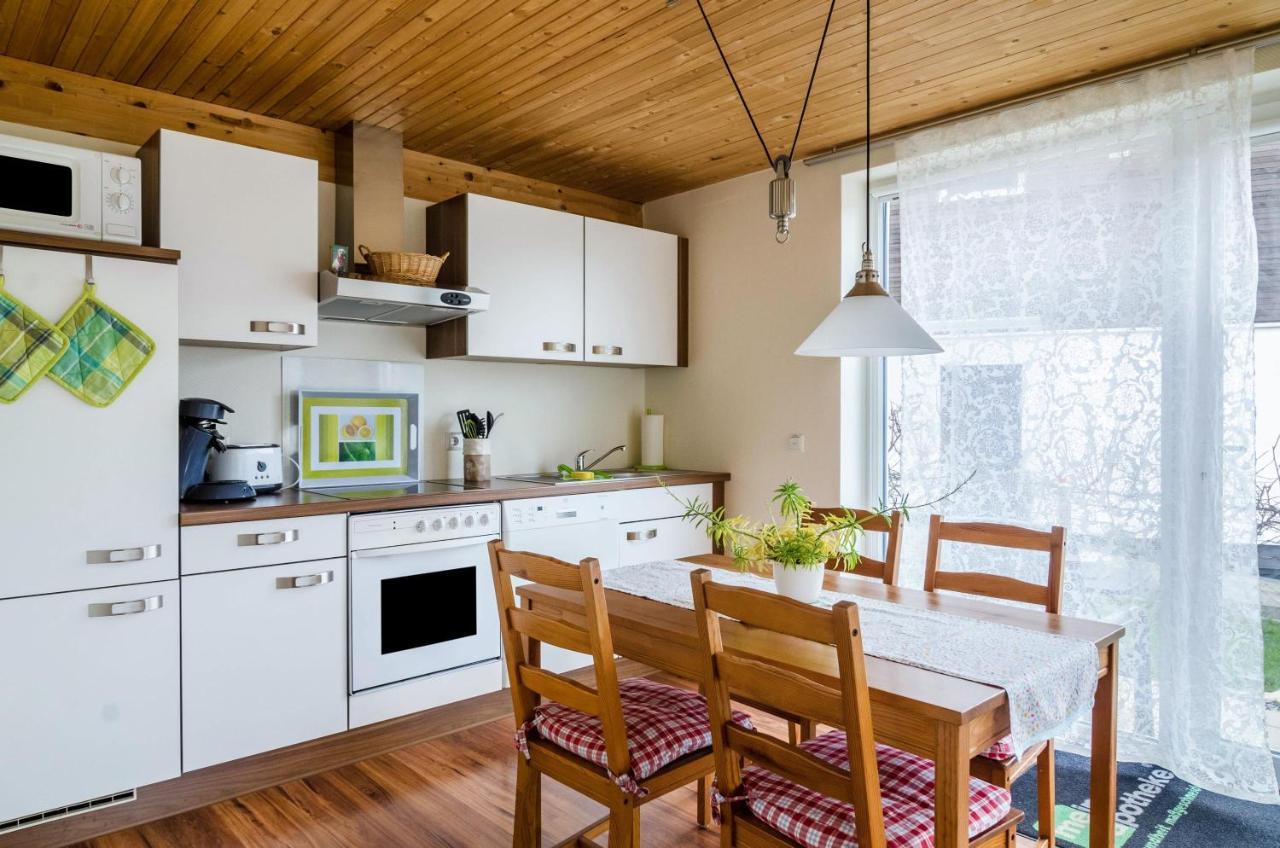 Ferienwohnung Erdgeschoss Uberlingen Buitenkant foto