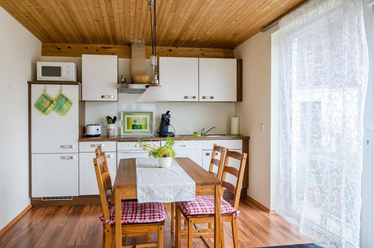Ferienwohnung Erdgeschoss Uberlingen Buitenkant foto